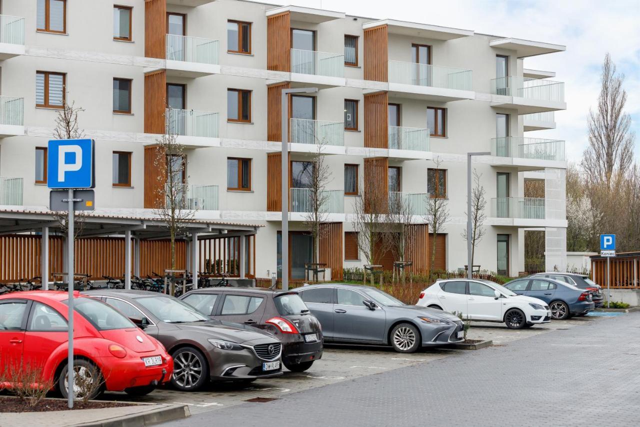 Lema Near Tauron Arena By Renters Prestige Apartament *